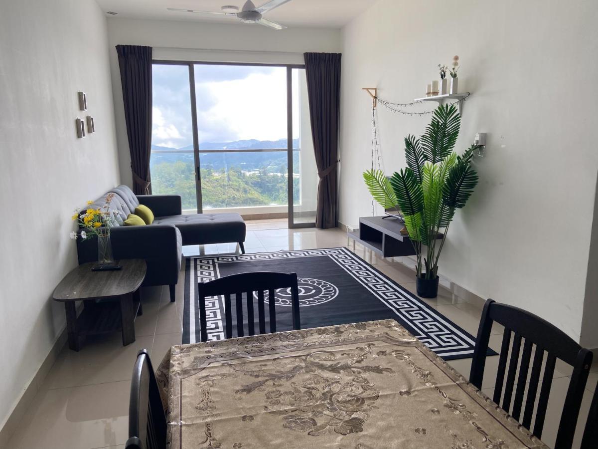 Relax Bear Homestay Танах-Рата Экстерьер фото