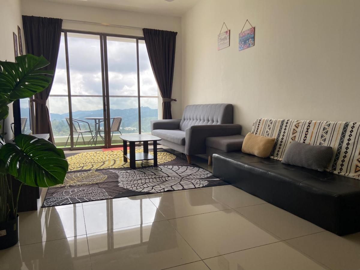 Relax Bear Homestay Танах-Рата Экстерьер фото