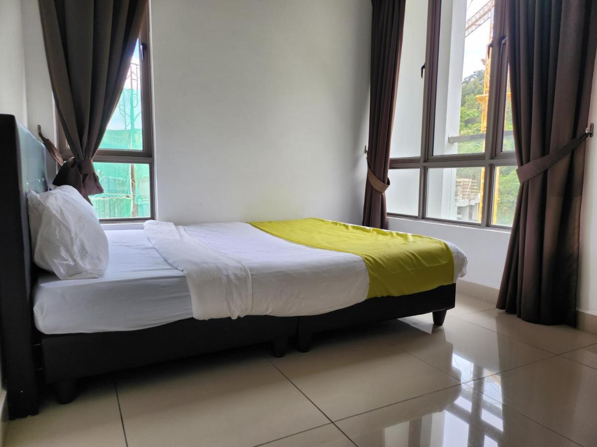 Relax Bear Homestay Танах-Рата Экстерьер фото