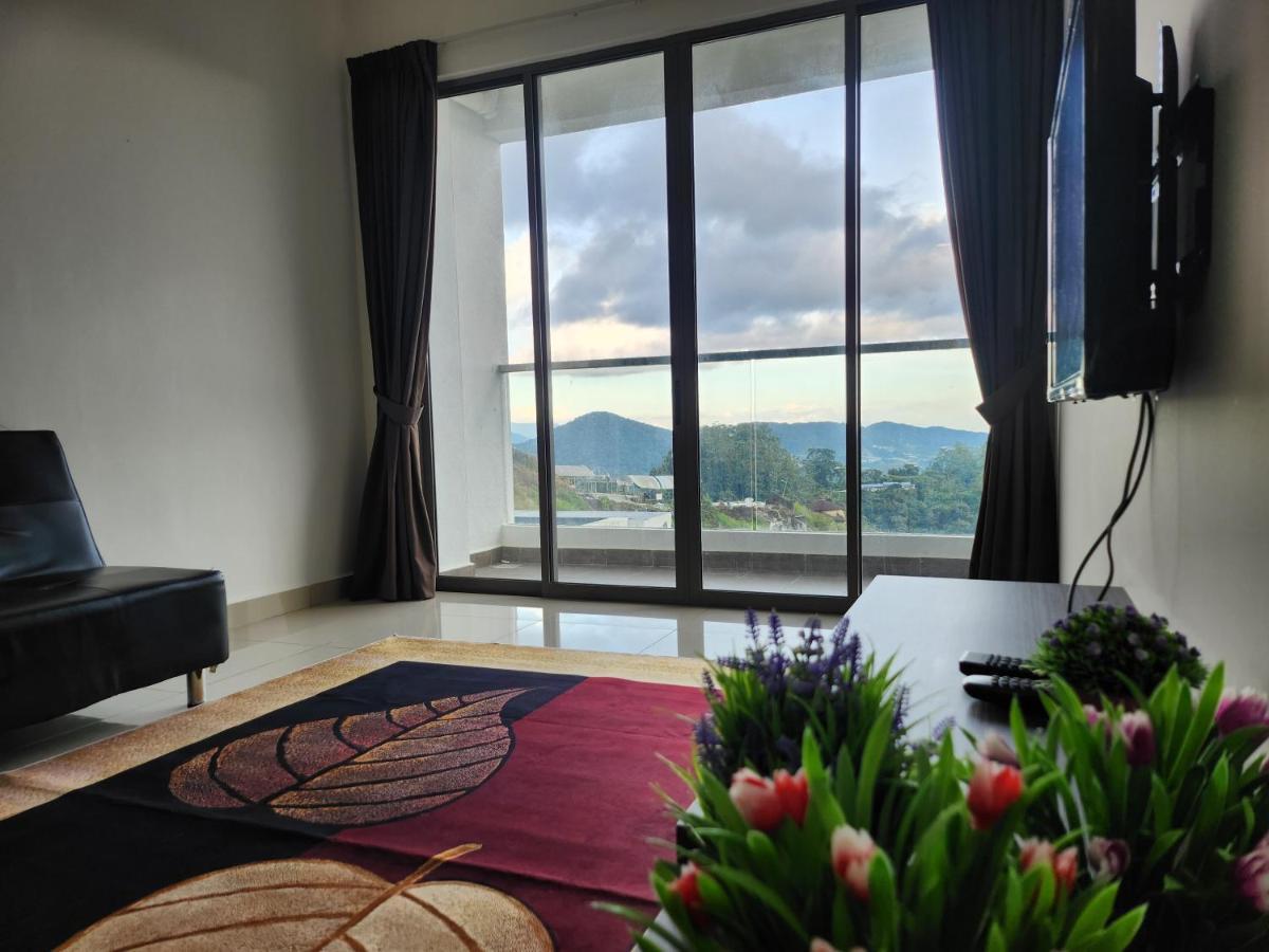 Relax Bear Homestay Танах-Рата Экстерьер фото