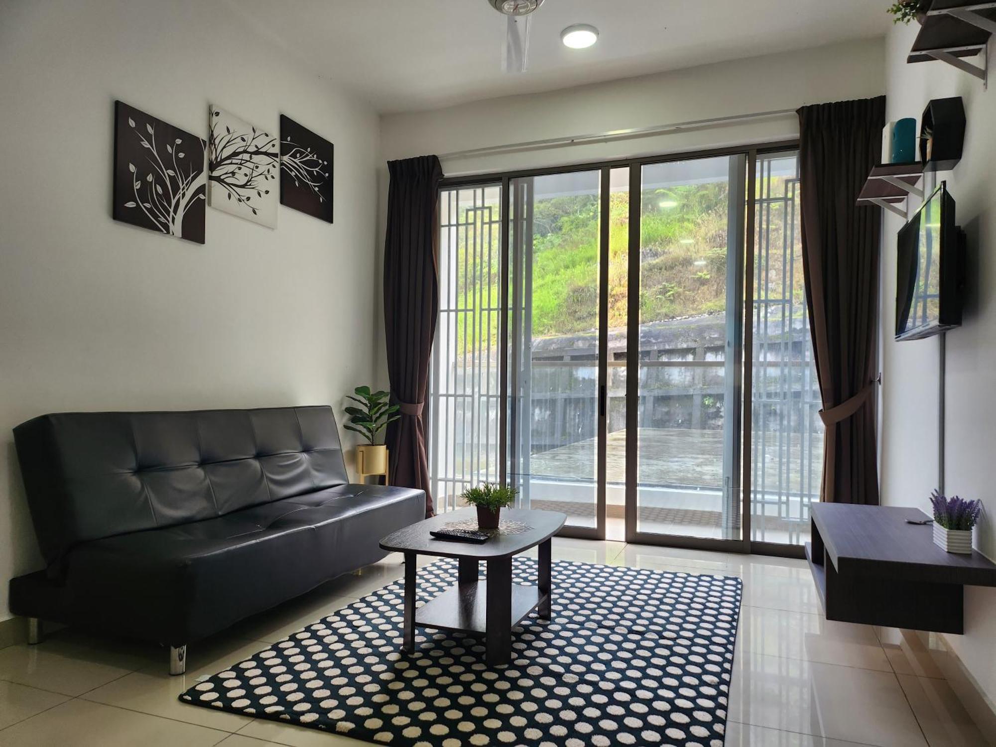 Relax Bear Homestay Танах-Рата Экстерьер фото