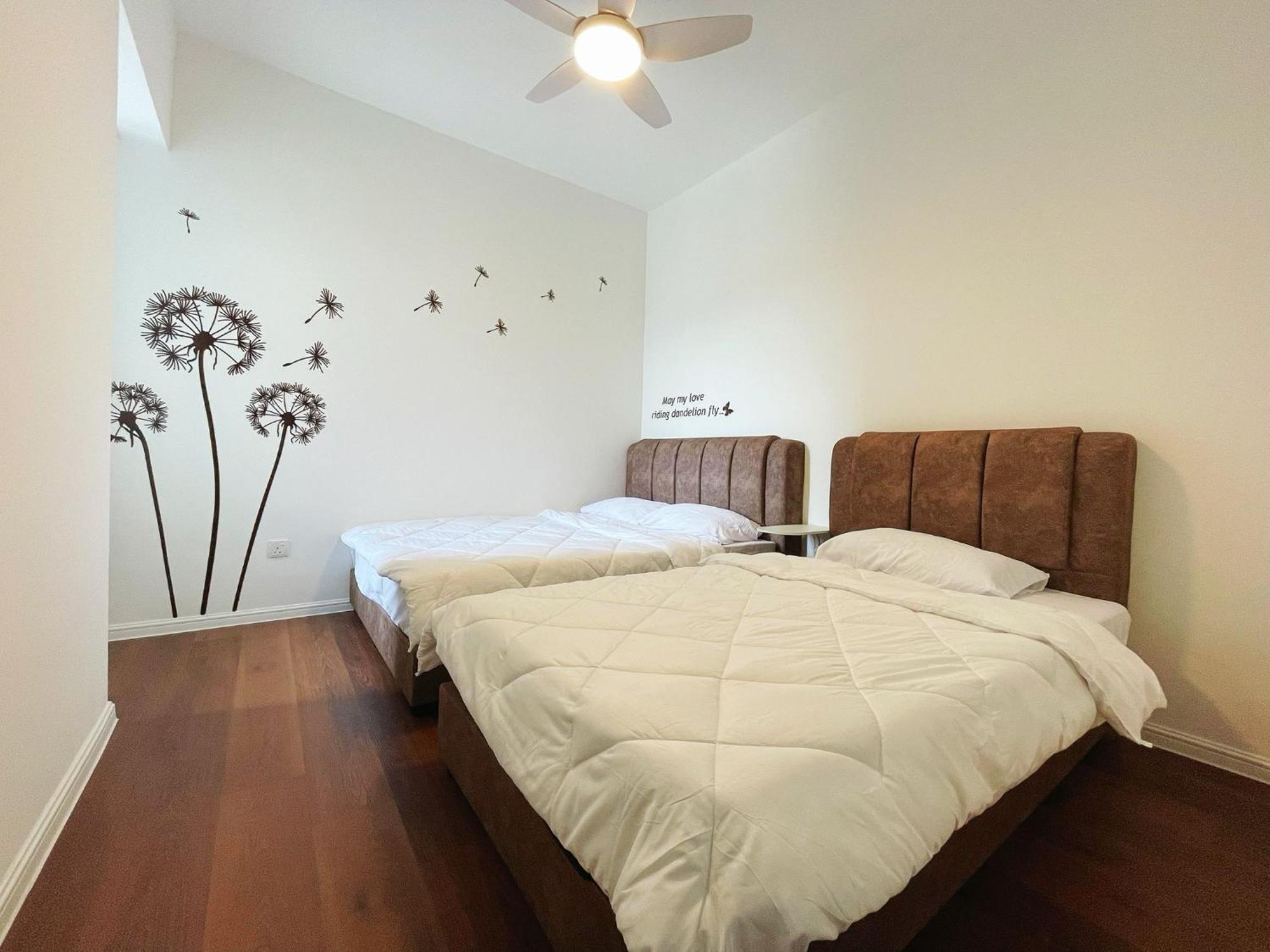 Relax Bear Homestay Танах-Рата Экстерьер фото