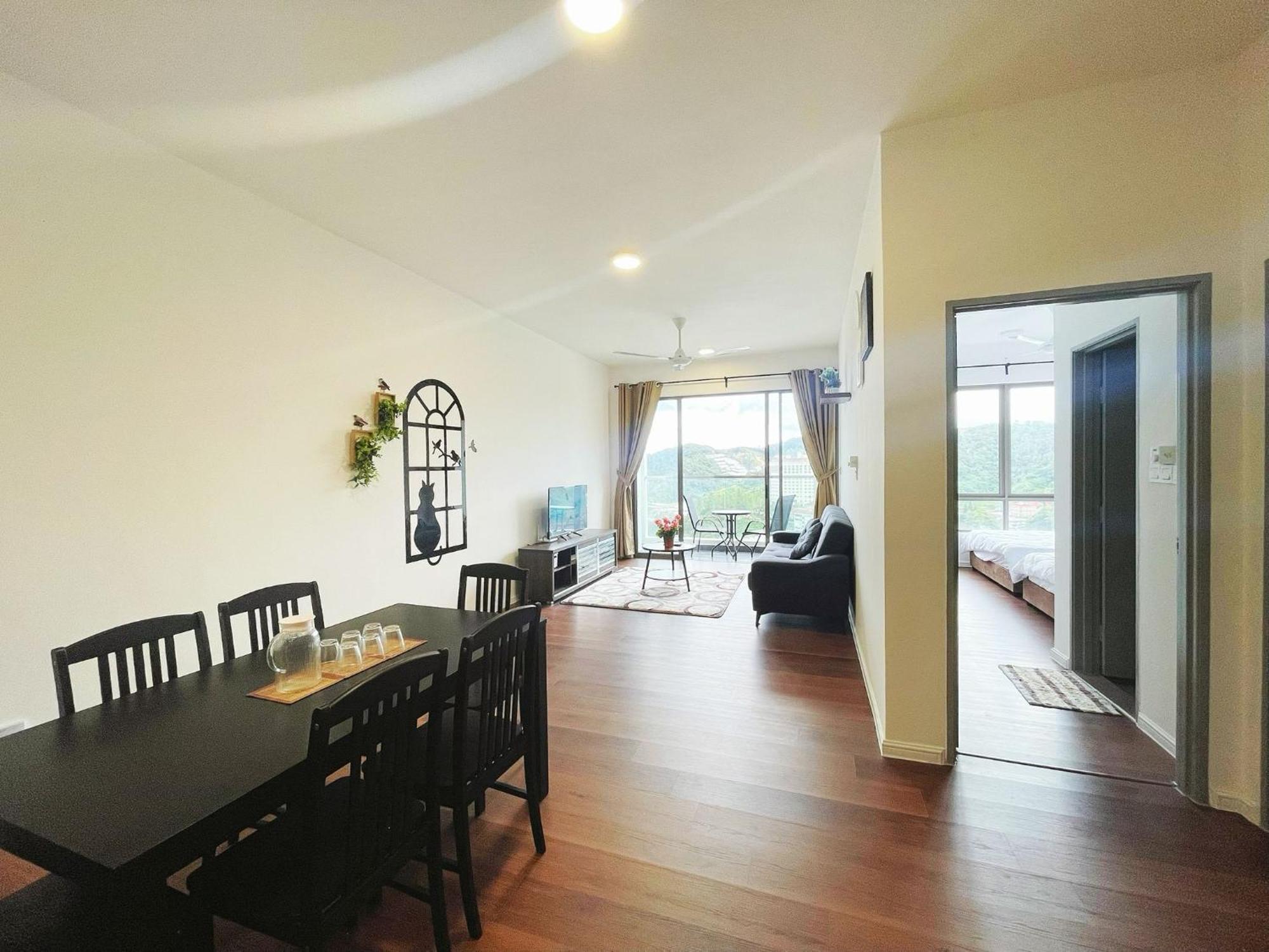 Relax Bear Homestay Танах-Рата Экстерьер фото