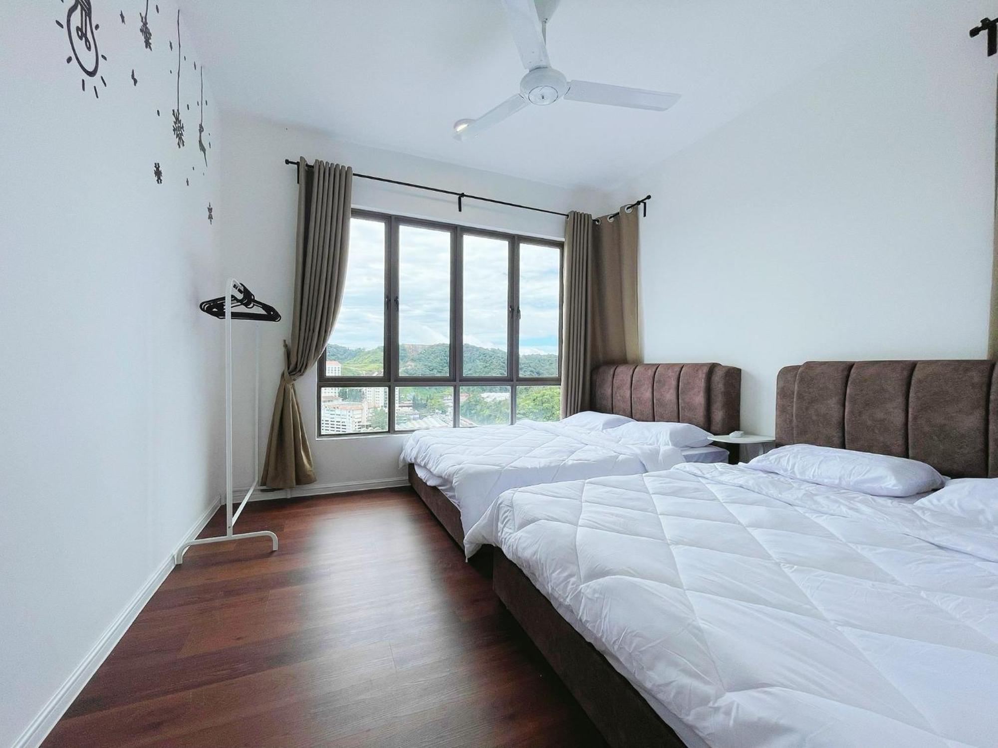 Relax Bear Homestay Танах-Рата Экстерьер фото